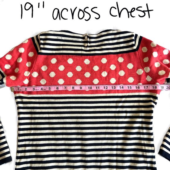 Portrait of a Flower, Medium Sweater - Picture 7 of 12